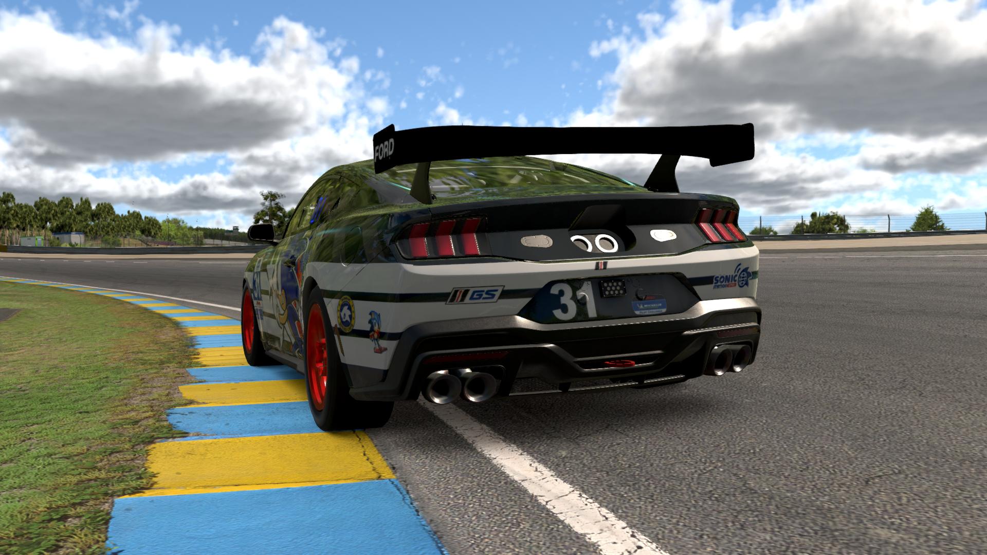 Preview of Sonic The Hedgehog - Ford Mustang GT4 by &Oacute;scar D.