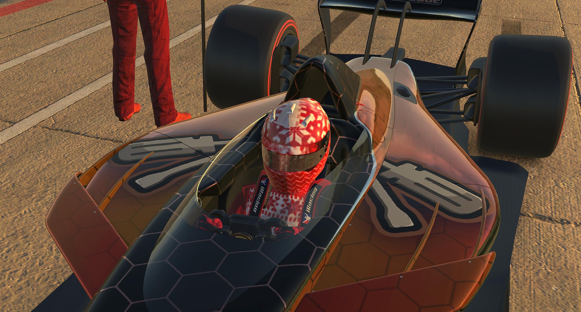 Preview of christmas sweater helmet by Julius Fahlbusch