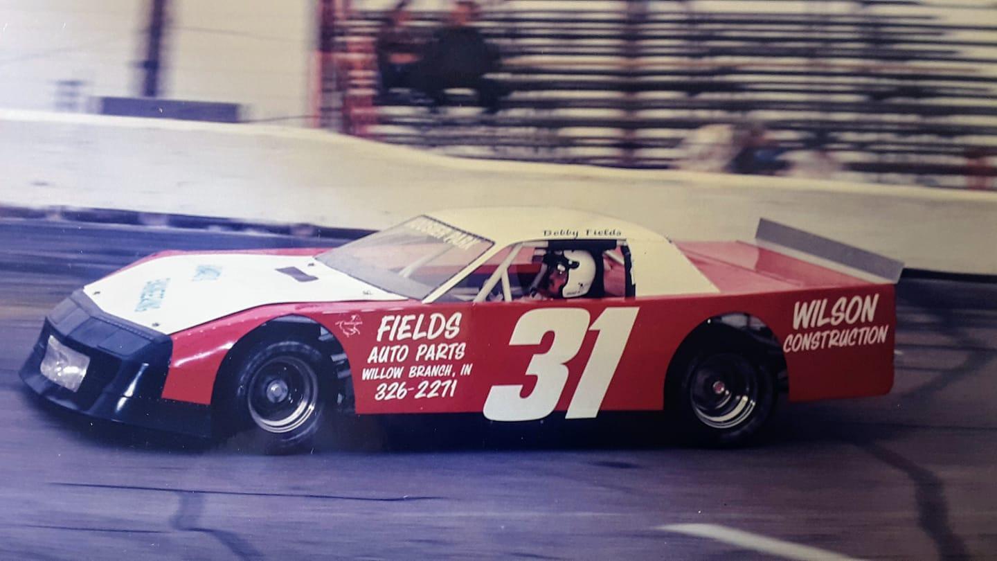 31 Bobby Fields 1990s Hoosier Park Super Late Model by Randy Hinshaw