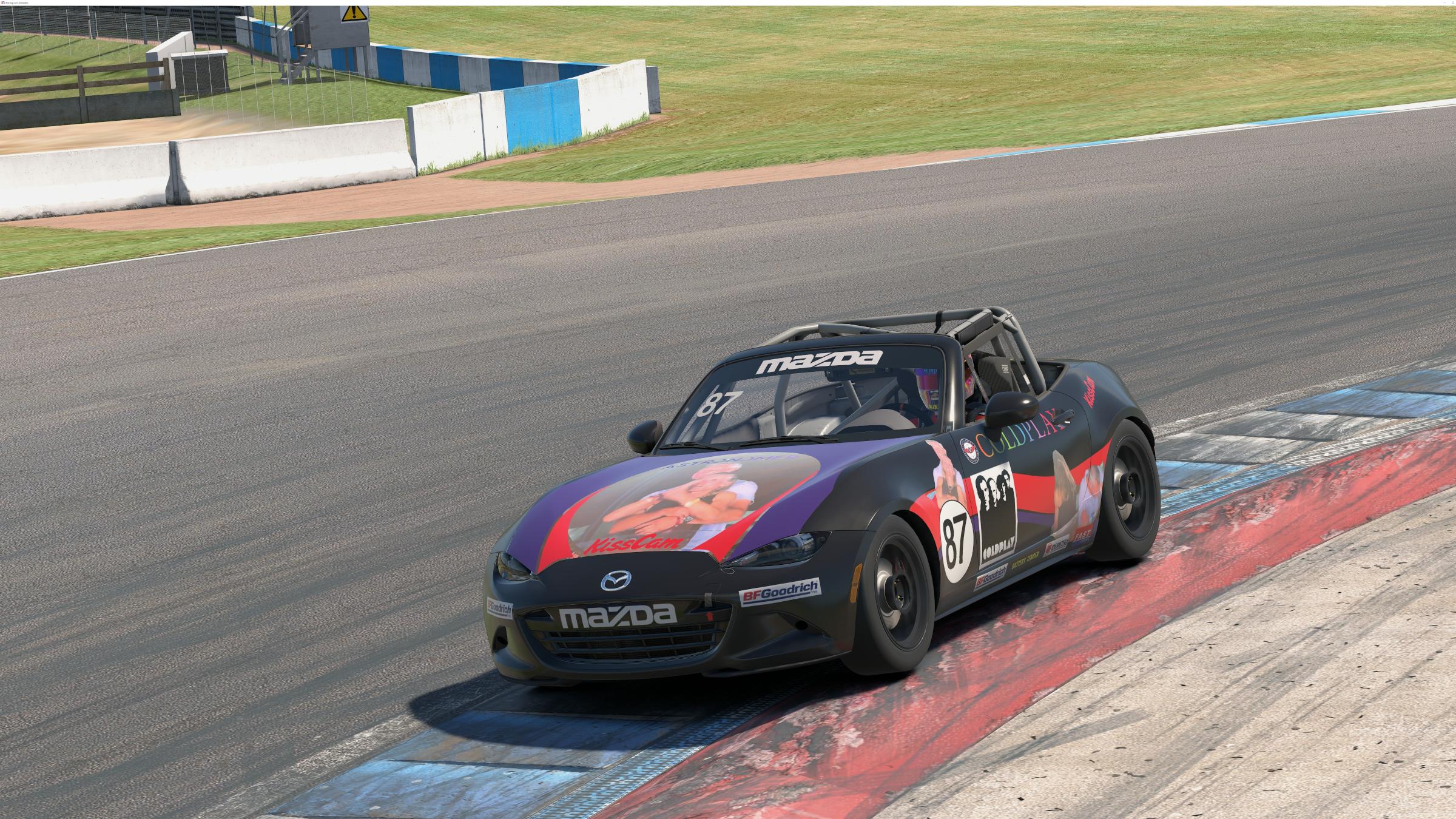 Preview of Coldplay Kiss Cam Mazda MX5 2016 by Ben D.