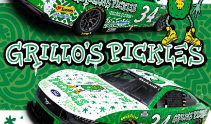 Grillo’s Pickle Car w/ #34 (Original Design by Snoeman)