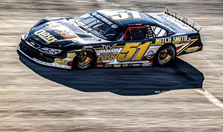 Late Model Stock   064 blue crome