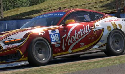 Victoria Cerveza Hecha Ford Mustang GT4