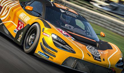 Chesnoid Gaming McLaren GT3