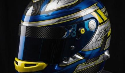 Lightning Livery: The Zamp RZ-42 That Turns Heads at 200+ [Carbon Yellow Blue]