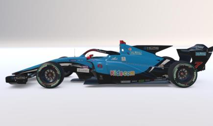 Kids com KCMG Cayman SF23