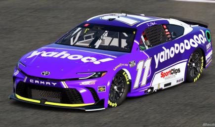 Denny Hamlin 2026 Yahoo! (Sim #)