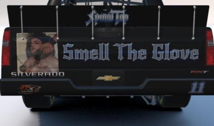 Puppet Show and Spinal Tap Playing Smell The Glove