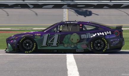 Miky Sexton #14 Miky1414 on Twitch FRC Toyota Camry XSE