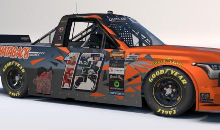 Whataback Racing Toyota Tundra - LOEWENDICK