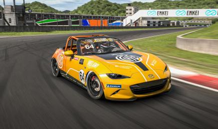 Chesnoid Gaming MX-5 Creator Series Scheme