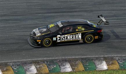 Vitor Genz 2018 Eisenbahn Racing Replica