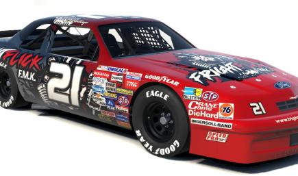 C.J. Rollings - NASCAR Legends Ford Thunderbird 1987 - Fright