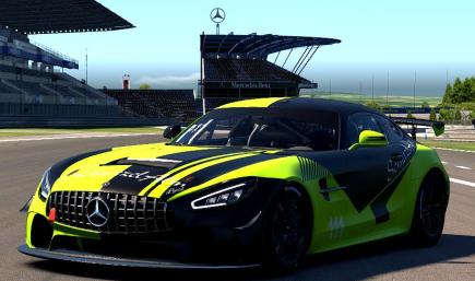 Schnitzelalm Racing AMG GT4 Liesl