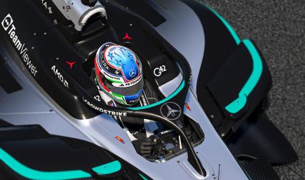 kimi antonelli 2025 mercedes amg