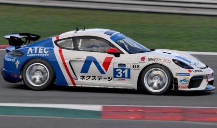 Nextage Sompo Japan 718 Cayman GT4