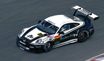 910 Rodeo Drive Advan Porsche GT3R 2002