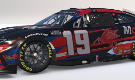 Mobil1 Toyota Camry XSE